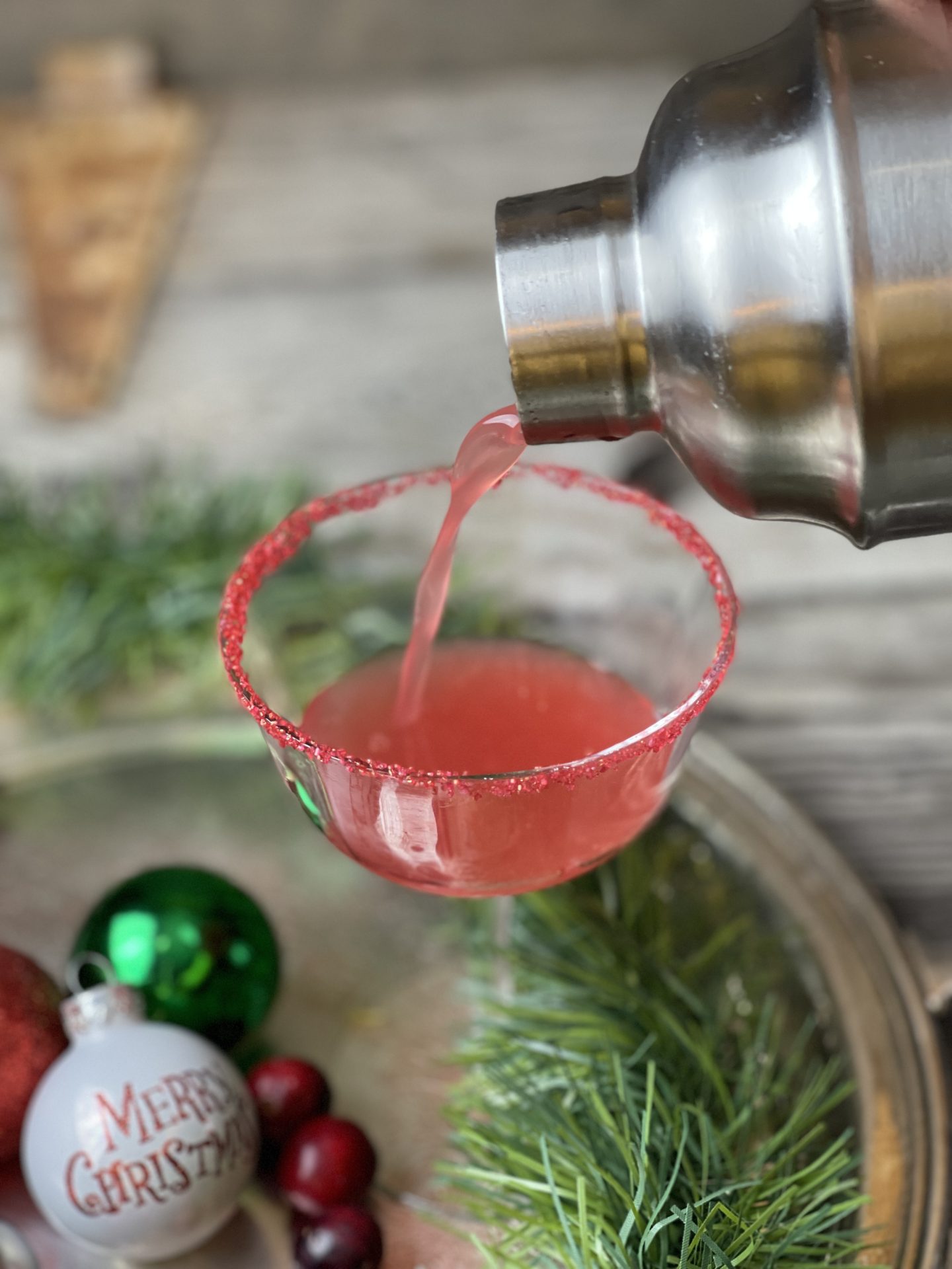 Christmas Martini Recipe - A Festive Cranberry Cocktail - Attempts At  Domestication